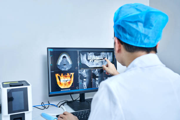 Best Emergency Tooth Extraction in Shackle Island, TN